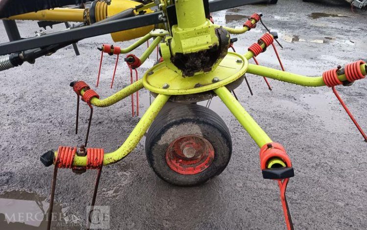 CLAAS FANEUSE PORTEE VOLTO 45 – 4 TOUPIES – ANNEE 2018  601506