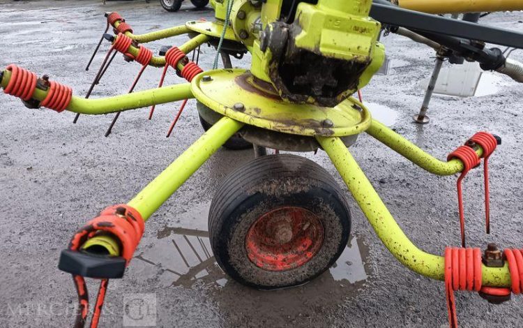 CLAAS FANEUSE PORTEE VOLTO 45 – 4 TOUPIES – ANNEE 2018  601506