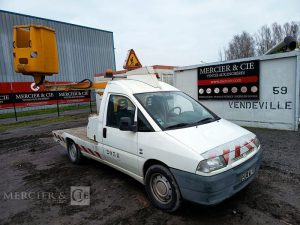 FIAT SCUDO AVEC NACELLE FRANCE ELEVATEUR TOPY 8 – 2394 HEURES – ANNEE 2001  904ALF59