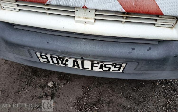 FIAT SCUDO AVEC NACELLE FRANCE ELEVATEUR TOPY 8 – 2394 HEURES – ANNEE 2001  904ALF59