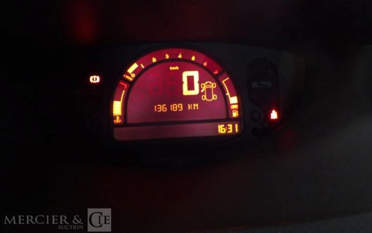 RENAULT MODUS 1.2 I 16V 75CV BLEU 9552WY26