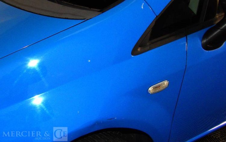 FIAT PUNTO GNV BLEU AD-499-DS
