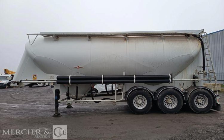 SPITZER EU CITERNE PULVE  AJ-172-JQ