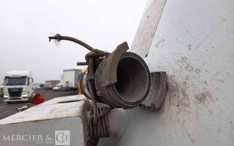 SPITZER EU CITERNE PULVE  AJ-172-JQ