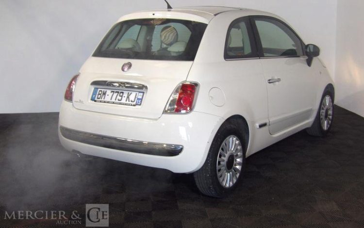 FIAT 500 1.3 MJT 95CH LOUNGE S&S BLANC BM-779-KJ
