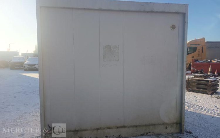 BODARD BUNGALOW SANITAIRE WC AVEC PASSAGE DE FOURCHE  BU1010003