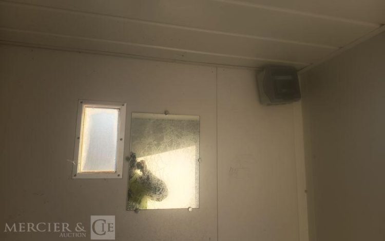 BODARD BUNGALOW SANITAIRE WC AVEC PASSAGE DE FOURCHE  BU1010003