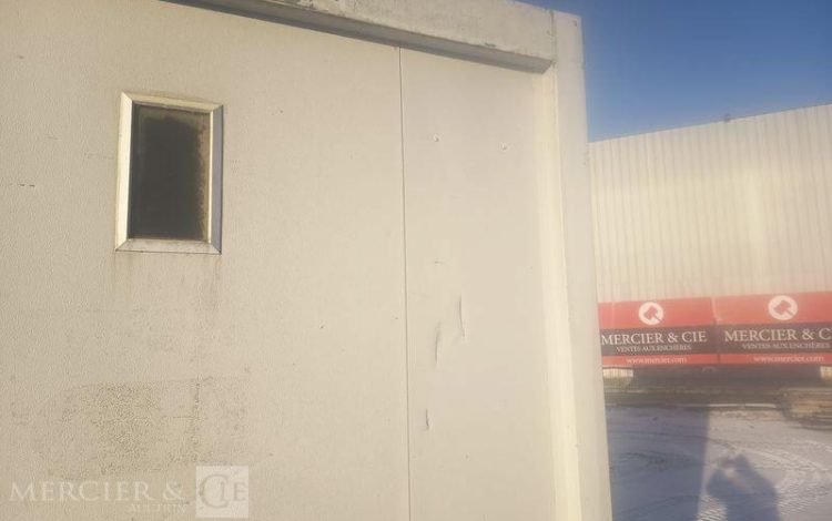 BODARD BUNGALOW SANITAIRE WC AVEC PASSAGE DE FOURCHE  BU1010003