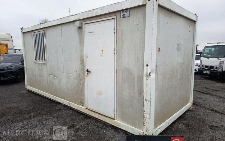 DECORTES BUNGALOW PORTE ET FENETRE LONG PAN AVEC PASSAGE DE FOURCHES  BUC750533