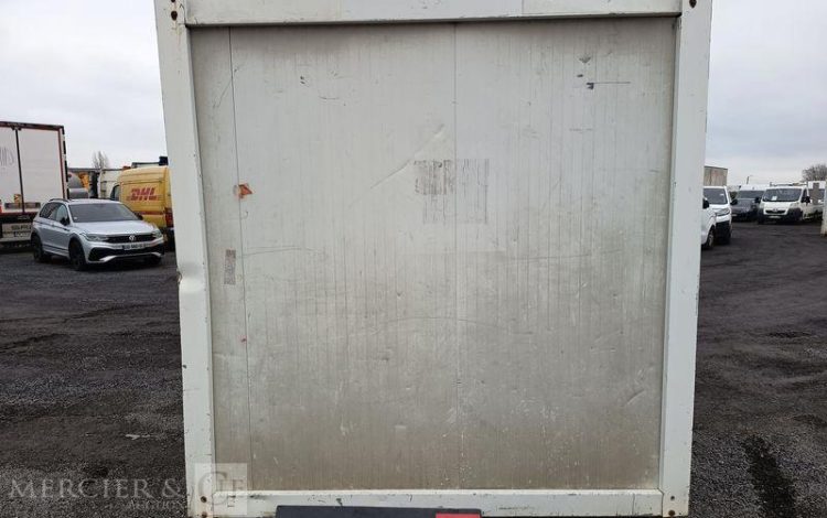 DECORTES BUNGALOW PORTE ET FENETRE LONG PAN AVEC PASSAGE DE FOURCHES  BUC750533