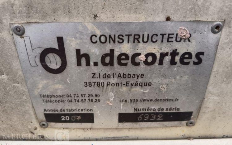 DECORTES BUNGALOW PORTE ET FENETRE LONG PAN AVEC PASSAGE DE FOURCHES  BUC750533