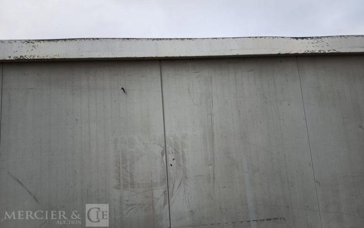 DECORTES BUNGALOW PORTE ET FENETRE LONG PAN AVEC PASSAGE DE FOURCHES  BUC750533