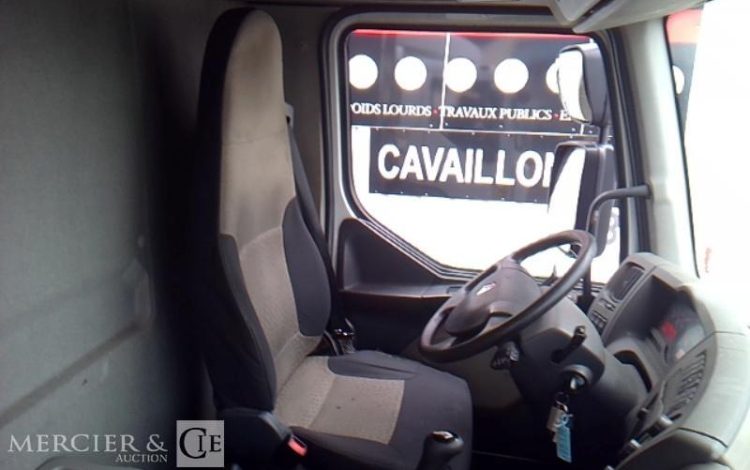 RENAULT PORTEUR 310 DXI BACHE HAYON 4X2 PTAC 19T  BV-499-BD