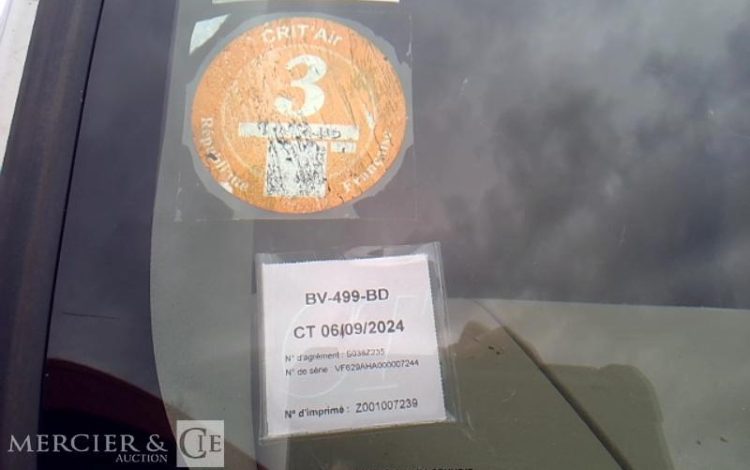 RENAULT PORTEUR 310 DXI BACHE HAYON 4X2 PTAC 19T  BV-499-BD