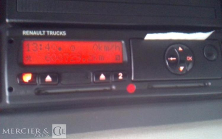 RENAULT PORTEUR 310 DXI BACHE HAYON 4X2 PTAC 19T  BV-499-BD