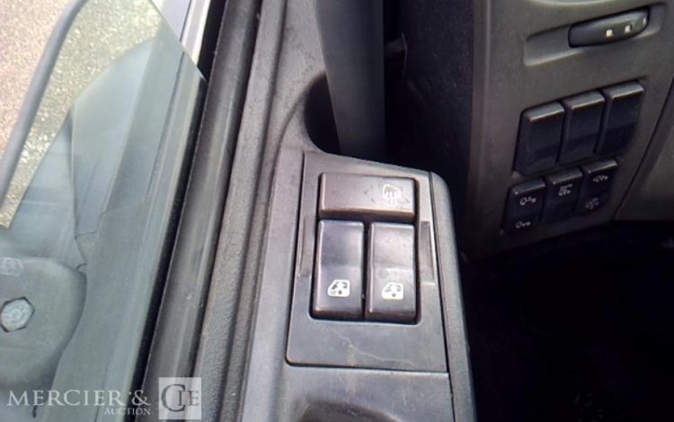 RENAULT PORTEUR 310 DXI BACHE HAYON 4X2 PTAC 19T  BV-499-BD