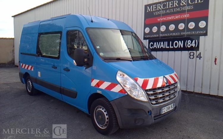 RENAULT MASTER III DCI 100 BLEU CC-396-NJ