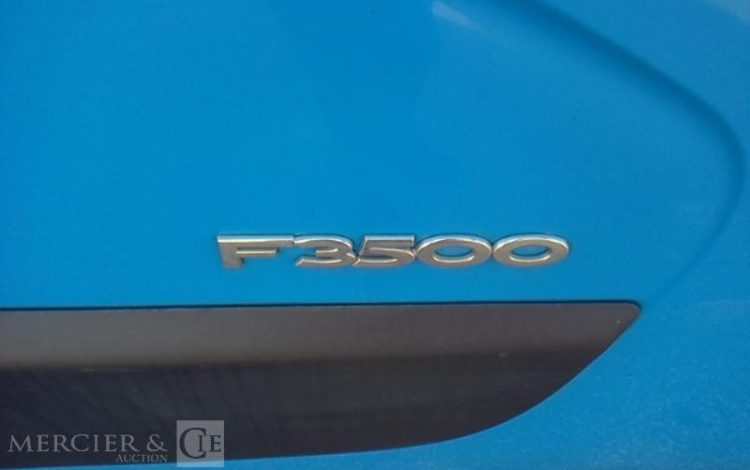 RENAULT MASTER III DCI 100 BLEU CC-396-NJ