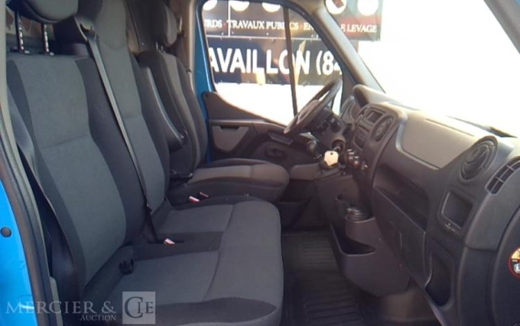 RENAULT MASTER III DCI 100 BLEU CC-396-NJ