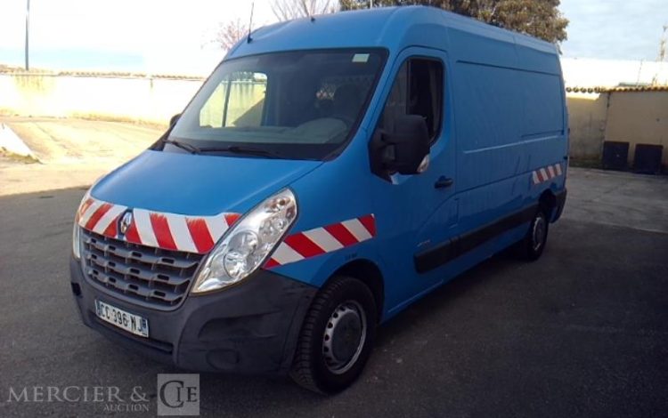 RENAULT MASTER III DCI 100 BLEU CC-396-NJ