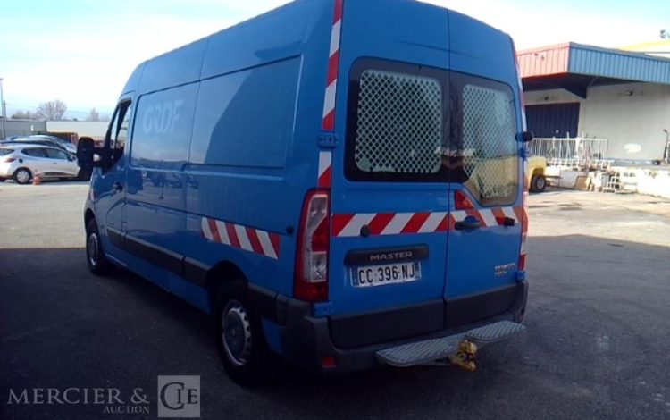 RENAULT MASTER III DCI 100 BLEU CC-396-NJ
