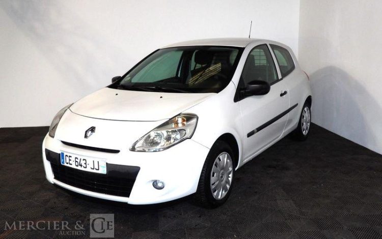 RENAULT CLIO III DCI  CE-643-JJ