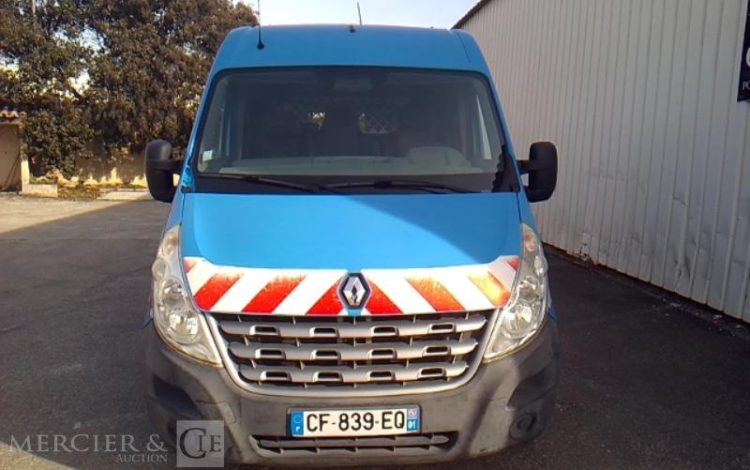 RENAULT MASTER III DCI BLEU CF-839-EQ