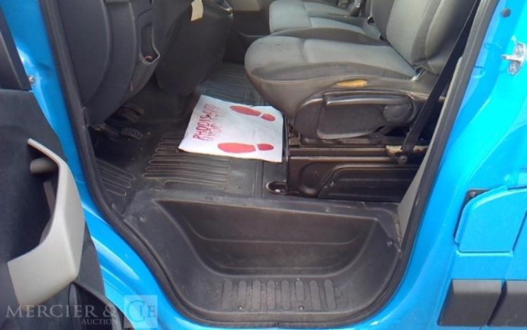 RENAULT MASTER III DCI BLEU CF-839-EQ