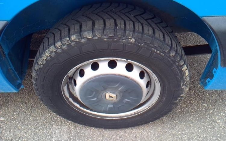 RENAULT MASTER III DCI BLEU CF-839-EQ