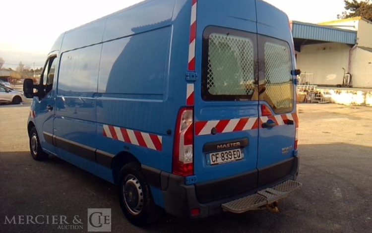 RENAULT MASTER III DCI BLEU CF-839-EQ