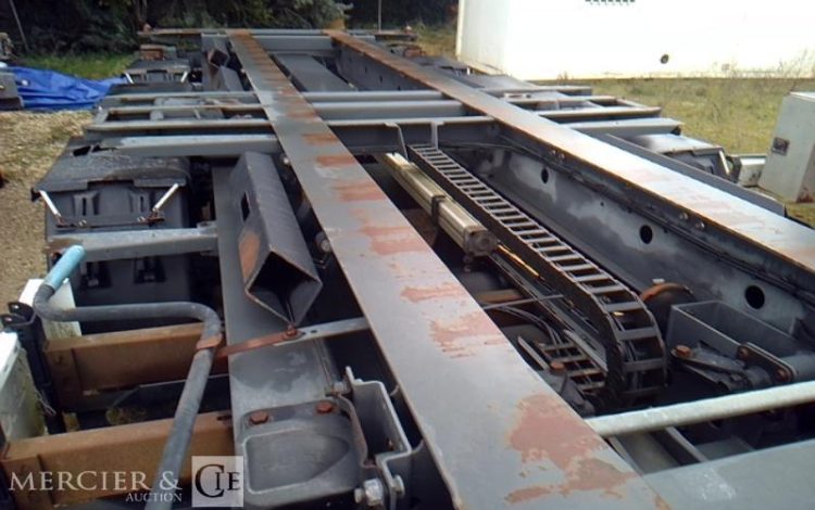 GENERIQUE SEMI REMORQUE PORTE CONTAINER 3 ESSIEUX PTAC38T GRIS CK-835-PC