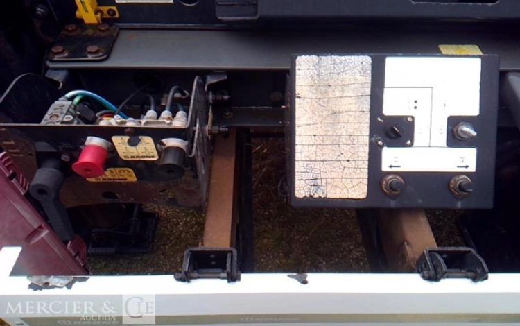 GENERIQUE SEMI REMORQUE PORTE CONTAINER 3 ESSIEUX PTAC38T GRIS CK-835-PC