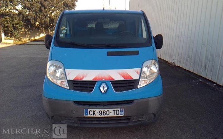 RENAULT TRAFIC DCI BLEU CK-960-TD