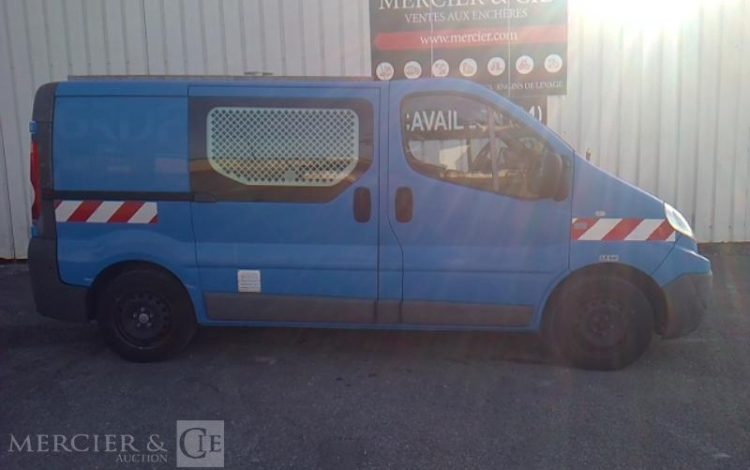 RENAULT TRAFIC DCI BLEU CK-960-TD