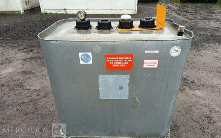 CUVE PALLETISABLE 700L  CUV010645