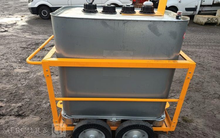 SCHUTZ CUVE SUR CHARIOT 700L  CUV011291