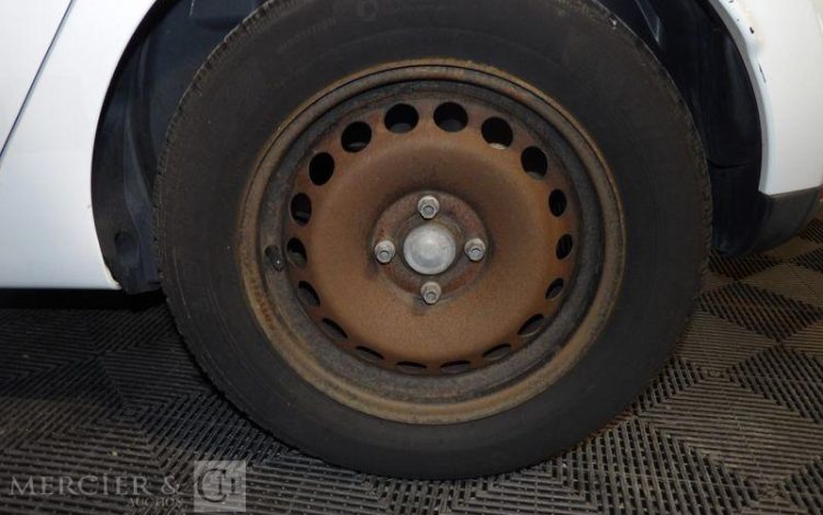 RENAULT CLIO DCI BLANC CW-551-PQ