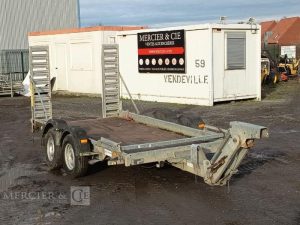 HUBIERE REMORQUE PORTE ENGIN 2 ESSIEUX – PTAC 3,5T – ANNEE 2013  CW-582-RG