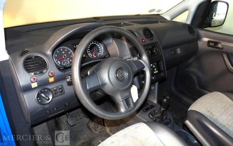 VOLKSWAGEN CADDY GNV BLEU DA-455-AC