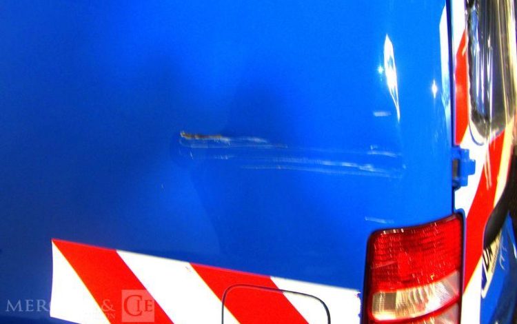 VOLKSWAGEN CADDY GNV BLEU DA-455-AC