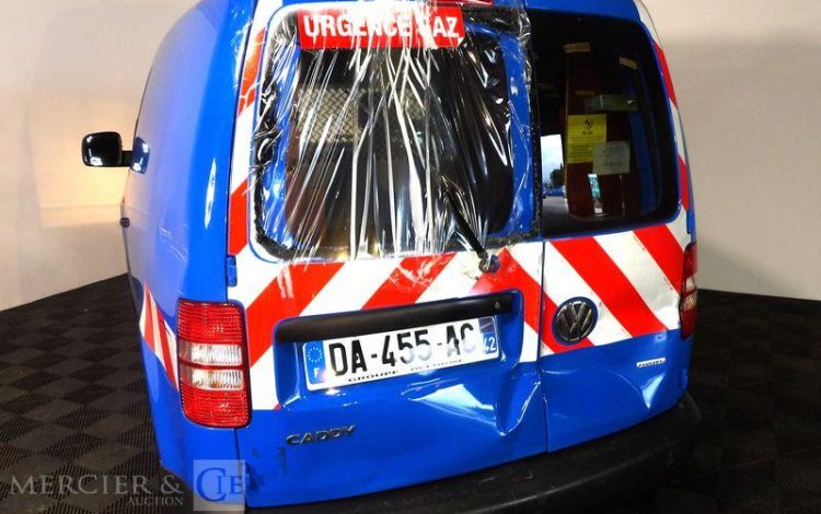 VOLKSWAGEN CADDY GNV BLEU DA-455-AC