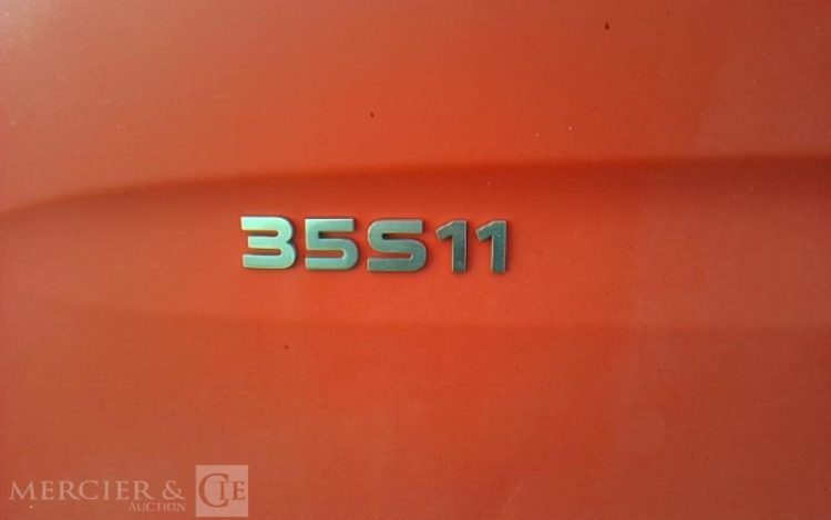 IVECO 35S11 NACELLE SUR VL MULTITEL 160 ALU/DS 16M 4939H ROUGE DC-459-YY