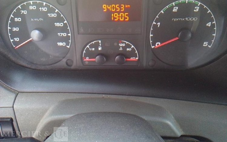 IVECO 35S11 NACELLE SUR VL MULTITEL 160 ALU/DS 16M 4939H ROUGE DC-459-YY