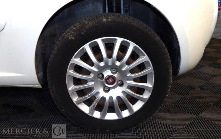 FIAT PUNTO GNV  DM-805-DN