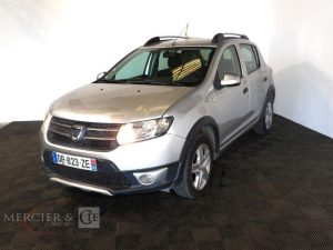 DACIA SANDERO STEPWAY 1.5 DCI 90 PRESTIGE GRIS DP-823-ZE