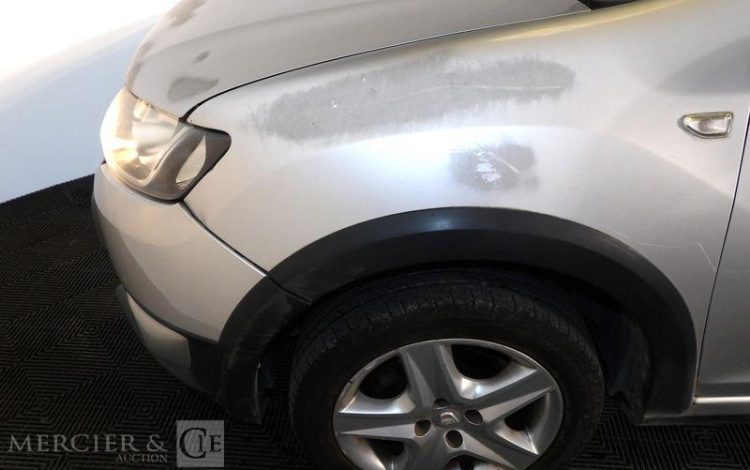 DACIA SANDERO STEPWAY 1.5 DCI 90 PRESTIGE GRIS DP-823-ZE