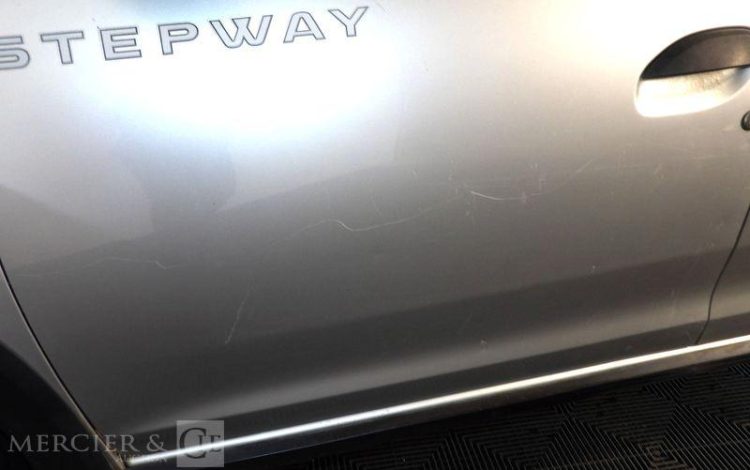 DACIA SANDERO STEPWAY 1.5 DCI 90 PRESTIGE GRIS DP-823-ZE