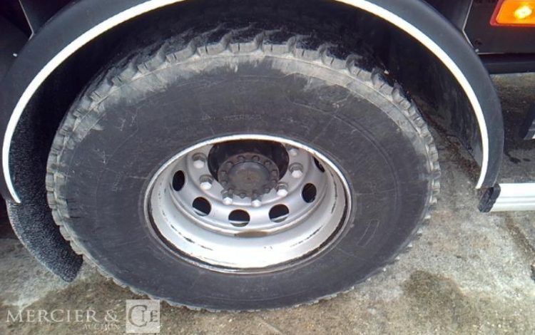 RENAULT C 380 PLATEAU GRUE RIDELLES 6X2 PTAC 26T BLANC DT-340-YL