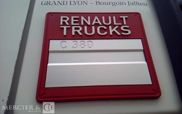 RENAULT C 380 PLATEAU GRUE RIDELLES 6X2 PTAC 26T BLANC DT-340-YL
