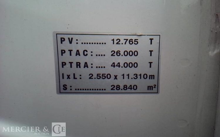 RENAULT C 380 PLATEAU GRUE RIDELLES 6X2 PTAC 26T BLANC DT-476-YL